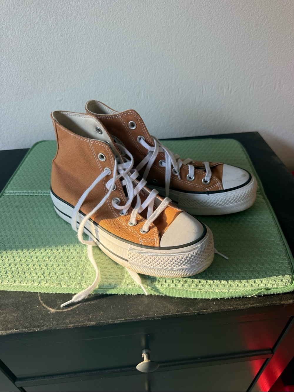 Converse Chuck Taylor All Star Lift Platform High Tops Gingersnap Women’s 6